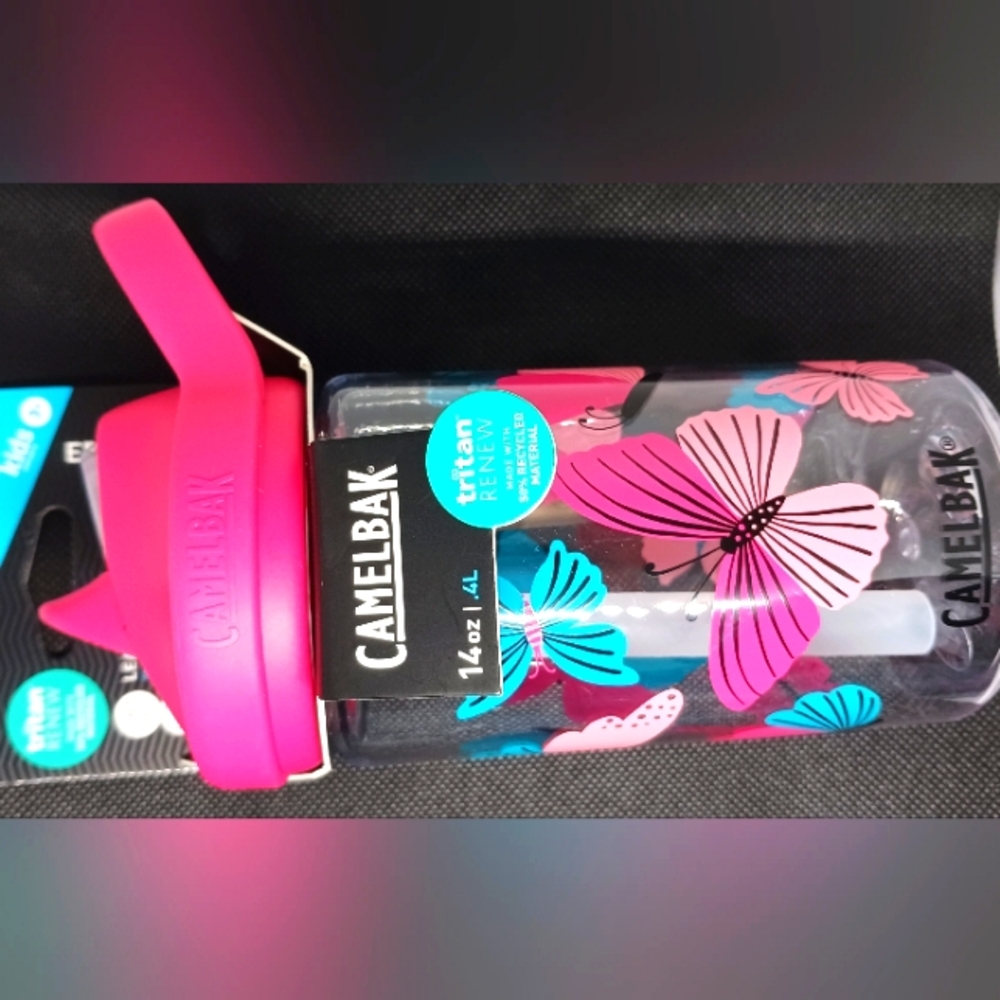 🦋💕NWT CAMELBAK 14.ozBOTTLE💕🦋